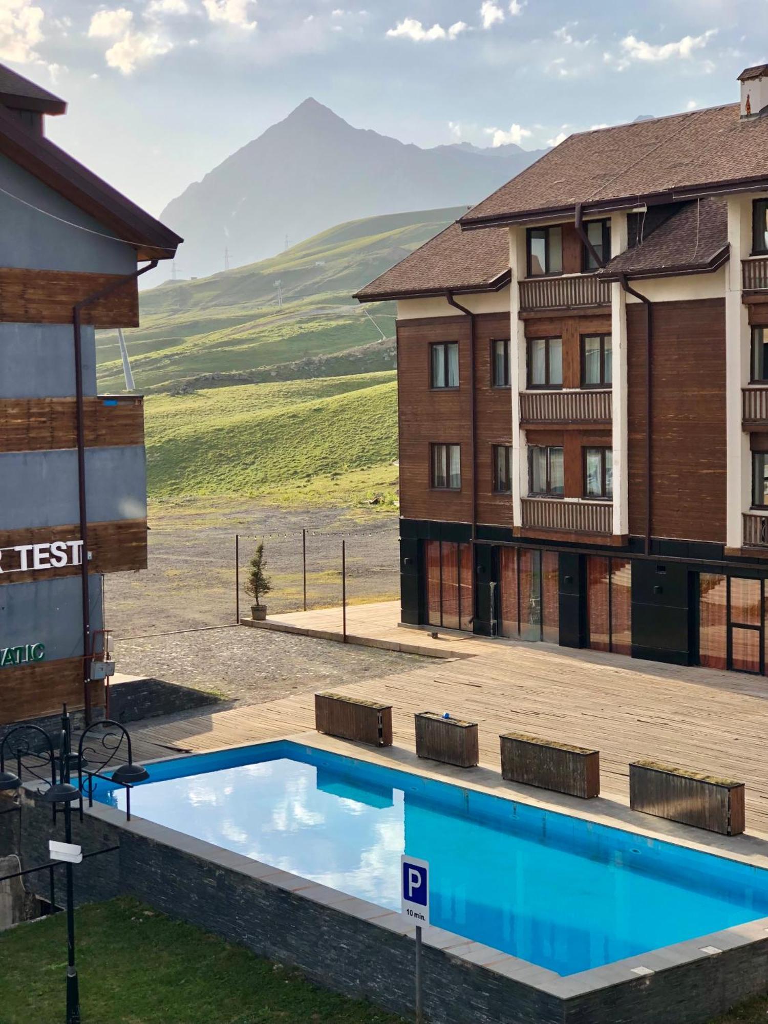 Gvc New Gudauri Alpic Mountain View Apartamento Exterior foto